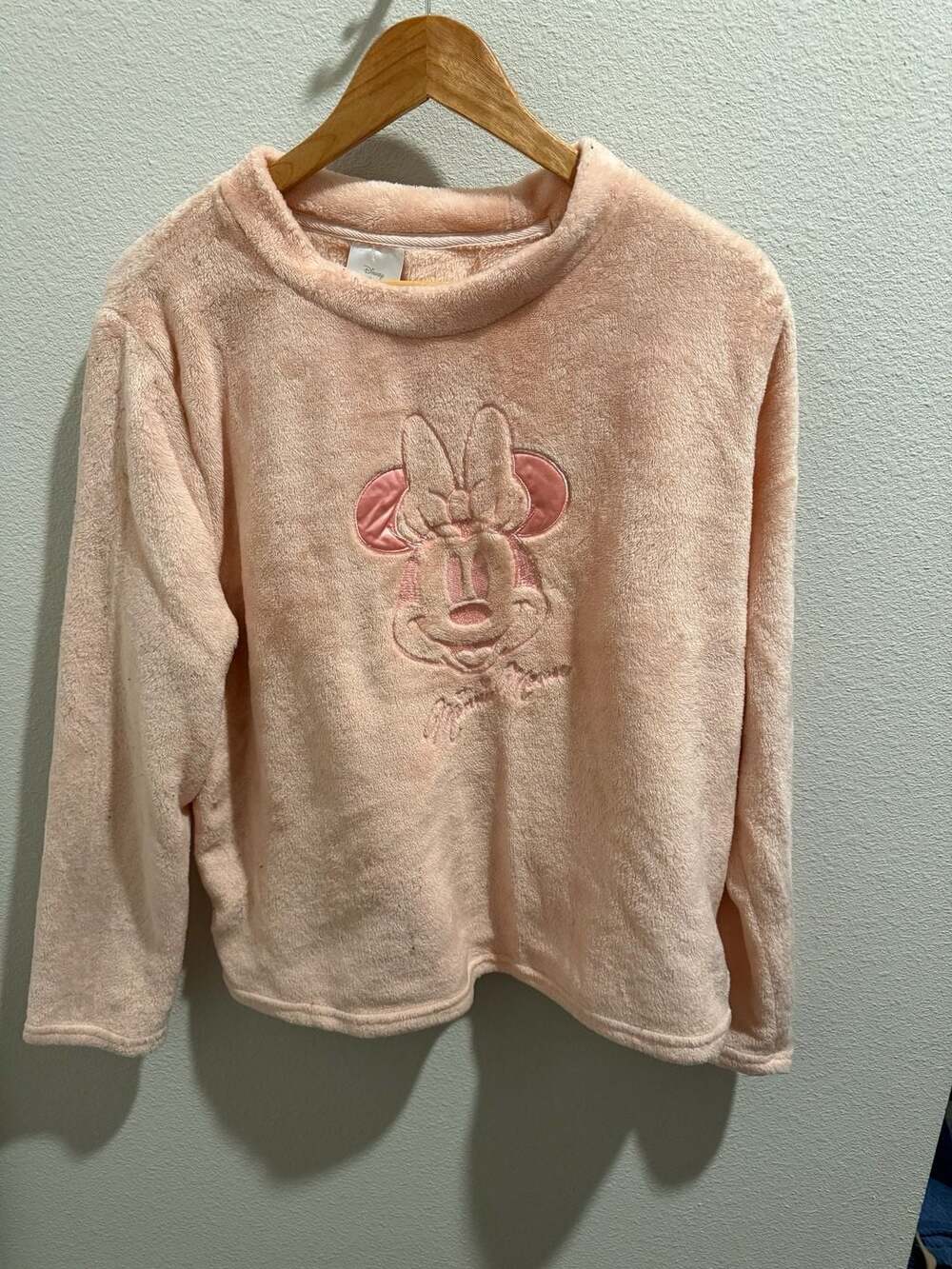 Disney 100 Womens Peachy Pink Fleece Minnie Mouse Long Sleeve Pajama L